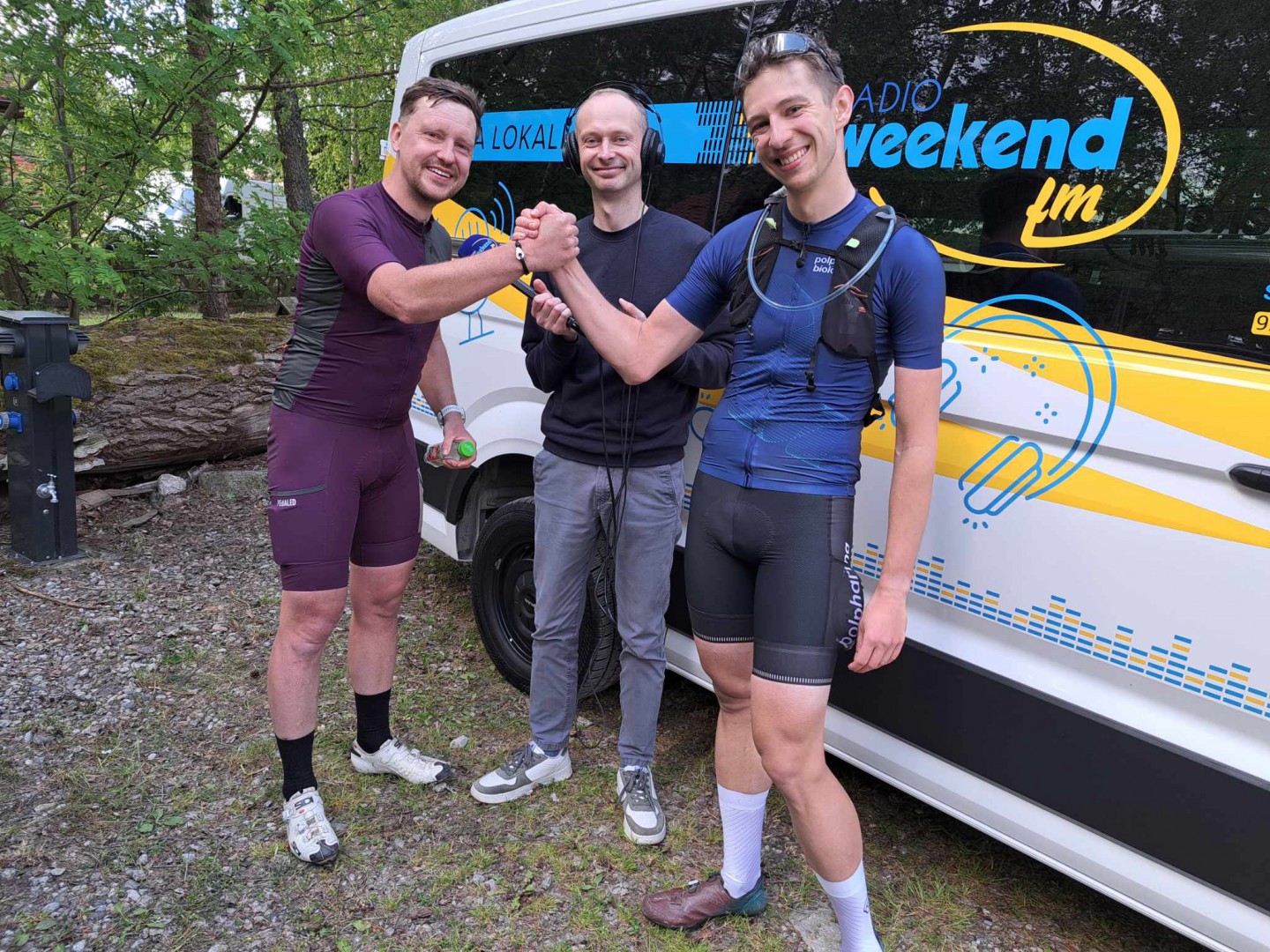 Weekend na rowerze. W Małych Swornegaciach trwa charytatywny wyścig Tour de Romgaz (FOTO, RELACJA)