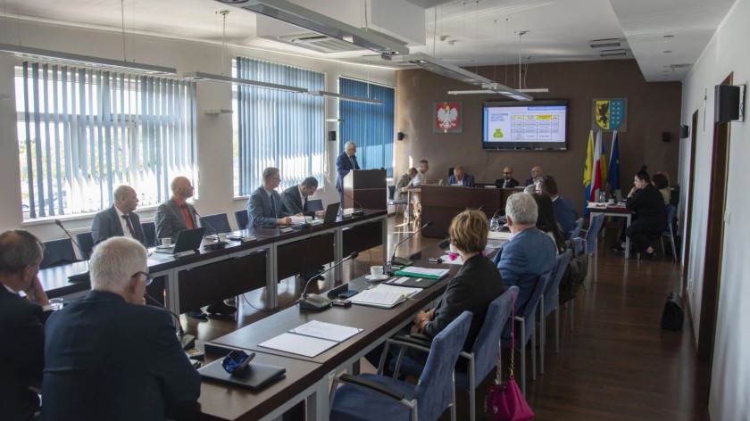 Zarząd Powiatu Bytowskiego otrzymał absolutorium za wykonanie ubiegłorocznego budżetu FOTO