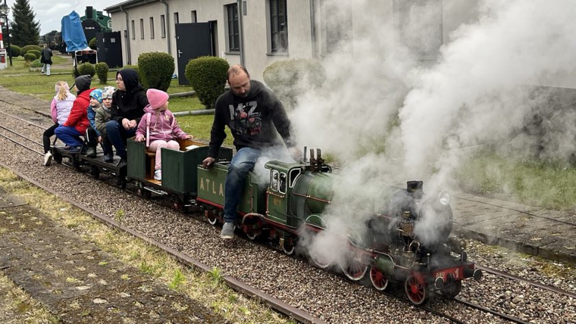 Deszczowa pogoda nie wystraszyła mieszkańców i turystów. Kościerskie muzea przeżywały w sobotę prawdziwe oblężenie FOTO, RELACJA
