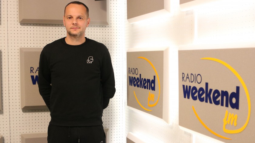 Miał tu trafić na roczne wypożyczenie, a został legendą Chojniczanki. Tomasz Mikołajczak gościem Weekend FM po jego pożegnaniu z pierwszą drużyną