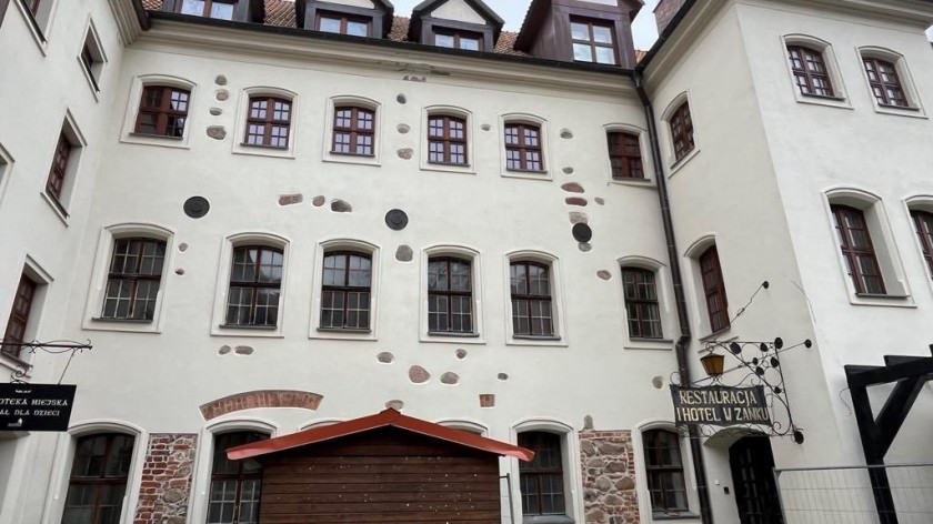 Ile będą kosztować poprawki i niezbędne przeróbki w części hotelowej bytowskiego zamku?