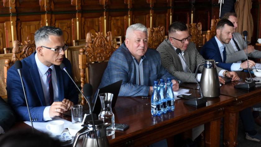 Skarga pozostała bez rozpatrzenia. Chojniccy radni nie będą sprawdzać miejsca zamieszkania dwóch członków rady
