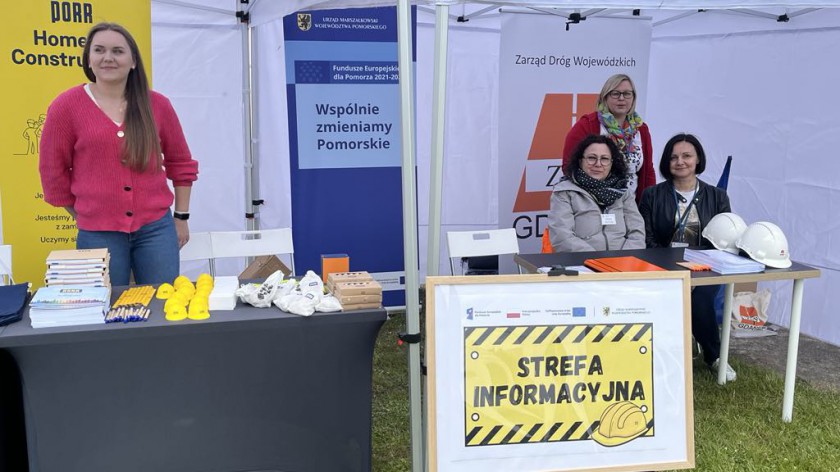 w Lubaniu odbył się piknik promujący przebudowę drogi wojewódzkiej 221 FOTO