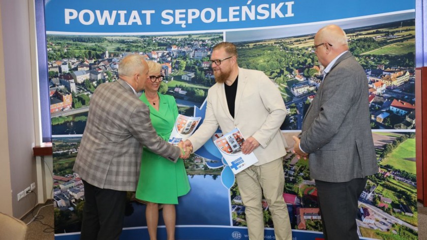 Władze Szpitala Powiatowego w Więcborku podpisały umowę na budowę ZOL-u