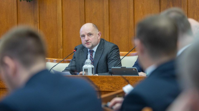 Zarząd województwa kujawsko-pomorskiego z wotum zaufania i absolutorium
