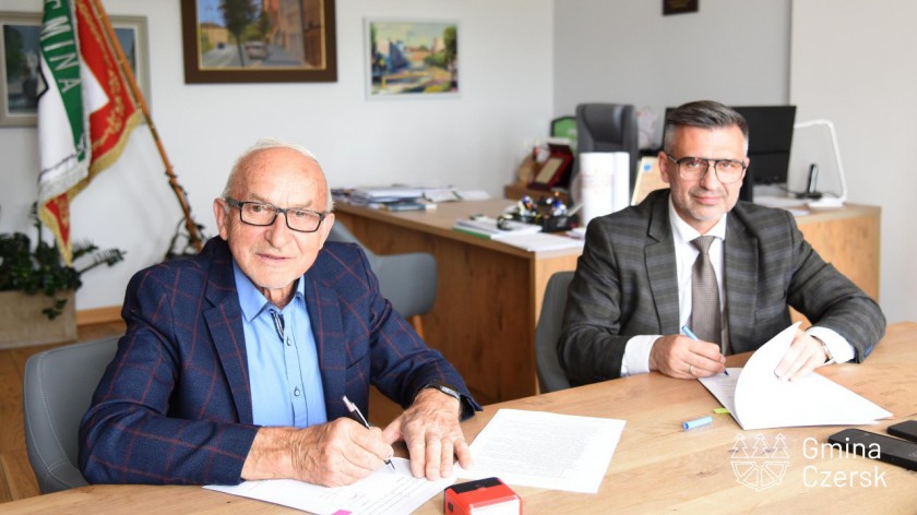 Gmina Czersk realizuje utwardzanie kilku odcinków dróg asfaltowych. Powstaną w siedmiu lokalizacjach
