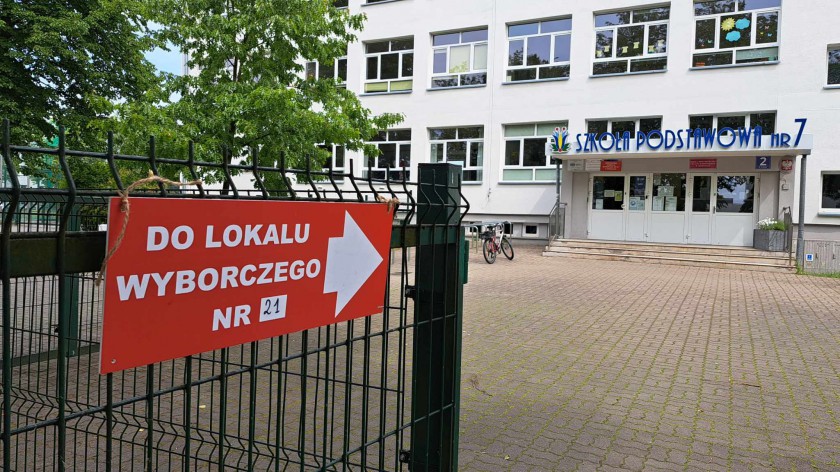 Znamy pierwsze dane o frekwencji w naszym regionie. Są już także dane na godz. 17.00 AKTUALIZACJA