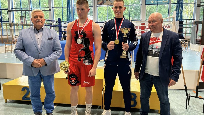 Cztery medale Boxing Team Chojnice na Mistrzostwach Polski Juniorek i Juniorów w Boksie