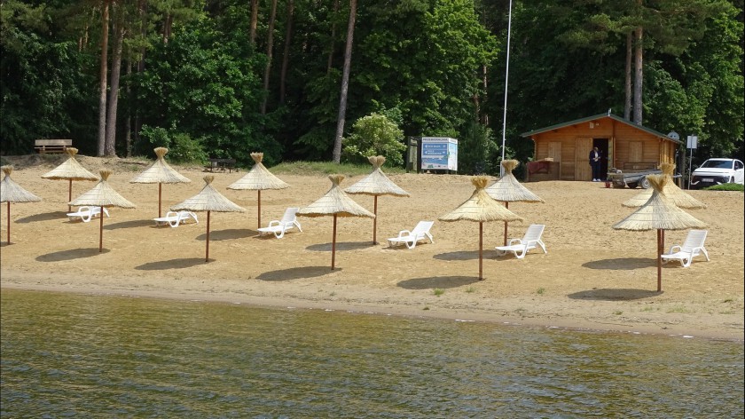 Plaża w Sępólnie Krajeńskim przeszła metamorfozę i jest gotowa na rozpoczęcie sezonu wakacyjnego FOTO
