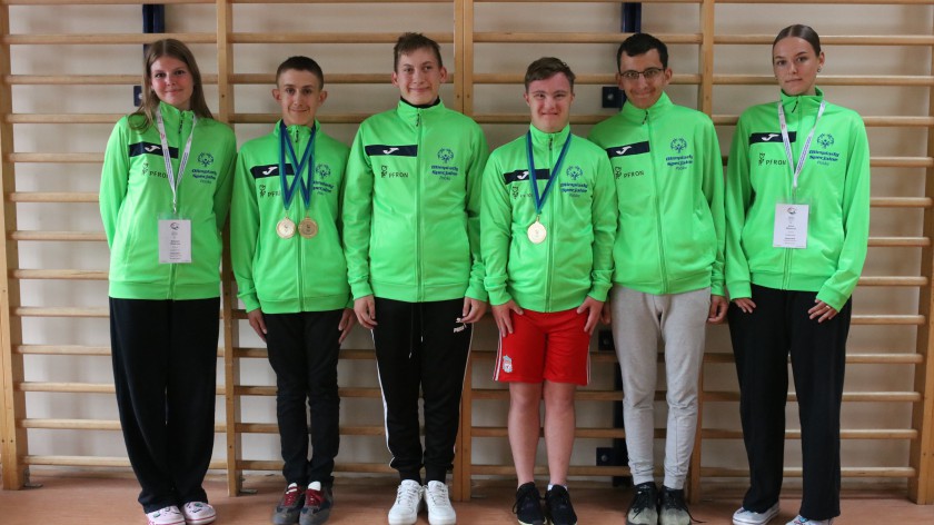 Piętnaście medali Szansy i WTZ Chojnice na Ogólnopolskich Regatach Kajakowych Olimpiad Specjalnych FOTO