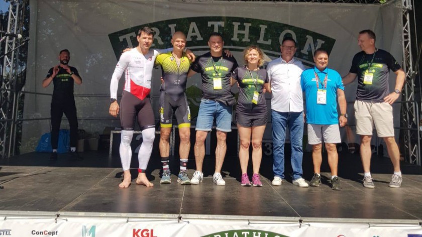 Blisko 400 zawodników wystartowało w Triathlonie Przechlewo. Wśród nich był znany ultra-triathlonista Adrian Kostera