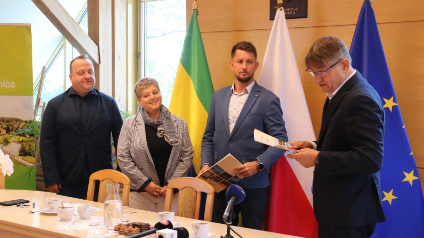 Jest umowa na budowę ulicy Świerkowej w Powałkach. Inwestycja jest tańsza, niż zakładano