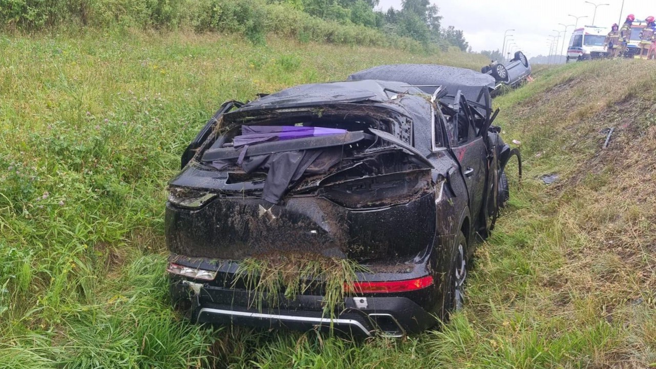 Kolizja trzech aut na obwodnicy Chojnic. Trzy osoby trafiły na badania do szpitala (FOTO)