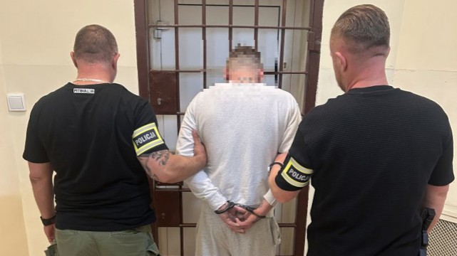 Kradli w chojnickich sklepach, atakowali ochronę. Dwaj mężczyźni zatrzymani za podobne przestępstwa