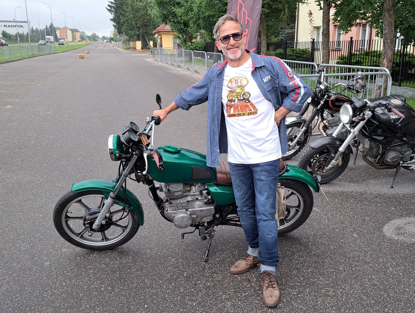 Retro motocykle, taniec, pin-up i muzyka. Polish Boogie Festival na żywo z Człuchowa w dniu koncertu finałowego (RELACJE, FOTO)