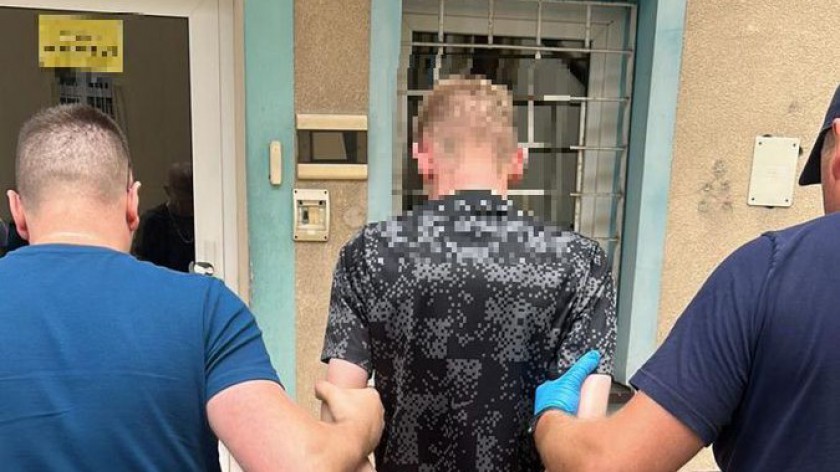 Ponad kilogram twardych narkotyków zabezpieczyli kryminalni w domu jednego z mieszkańców Chojnic