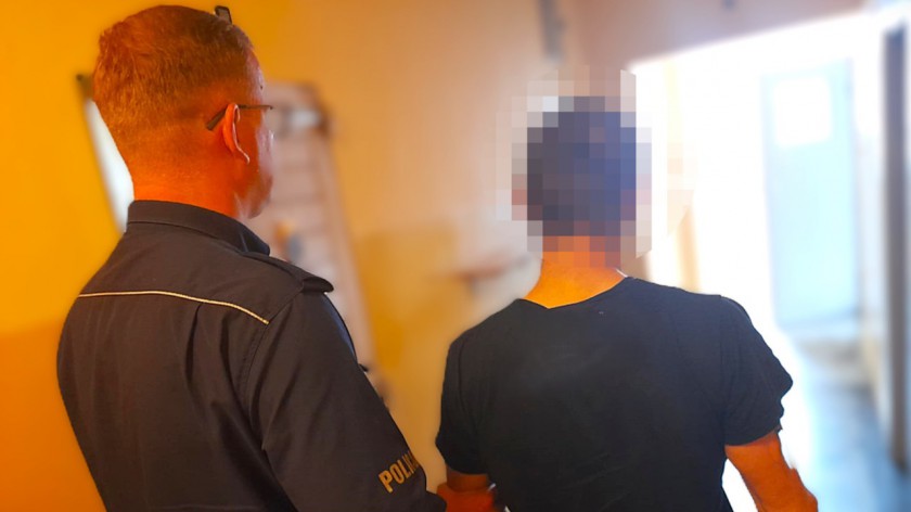 Kierował mimo zakazu, pod wpływem narkotyków i miał je w aucie. Mieszkaniec powiatu kościerskiego stanie przed sądem