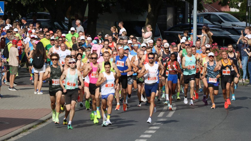 Tylko czy aż 5 km? Pierwsza Chojnicka Piątka z wysoką frekwencją i komplementami od biegaczy FOTO, WYNIKI