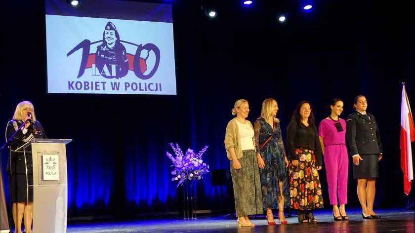 Policjanci z KPP w Sępólnie Krajeńskim świętowali 106. rocznicę powołania formacji i 100. rocznicę służby kobiet w policji FOTO