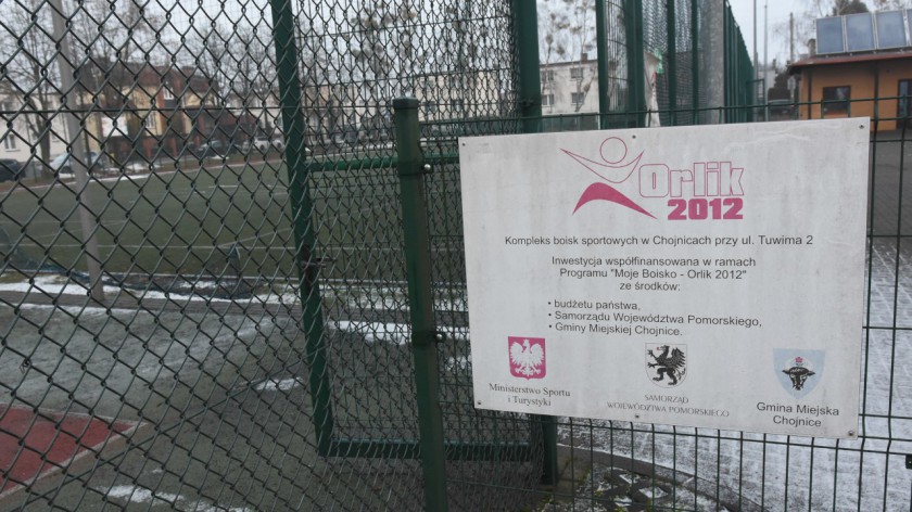 Trwa modernizacja orlików w Chojnicach i Malachinie, w gminie Czersk