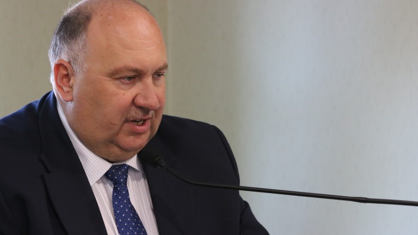 Bez głosu sprzeciwu przy ocenie burmistrza Czarnego. Piotr Zabrocki z wotum zaufania i absolutorium