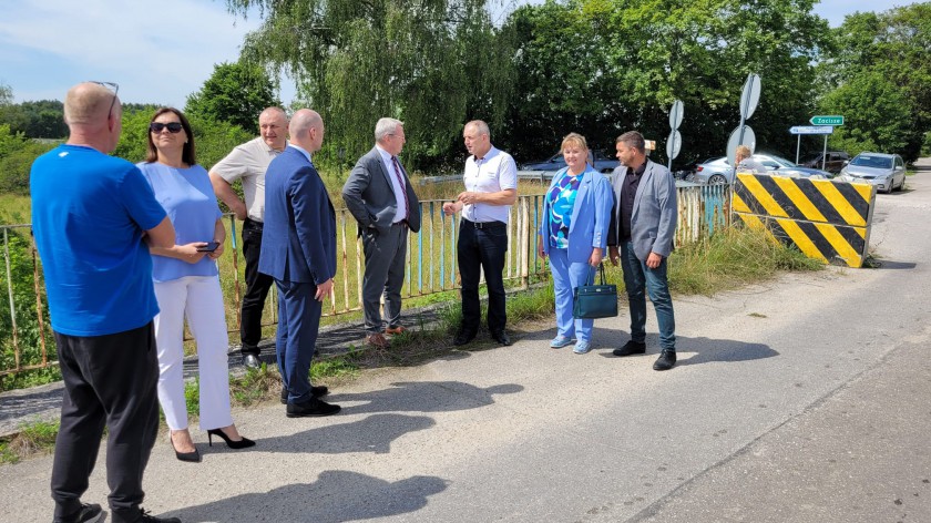 Jest umowa na przebudowę drogi w Klonowie w gminie Lubiewo. Trzeba tu rozebrać wiadukt kolejowy