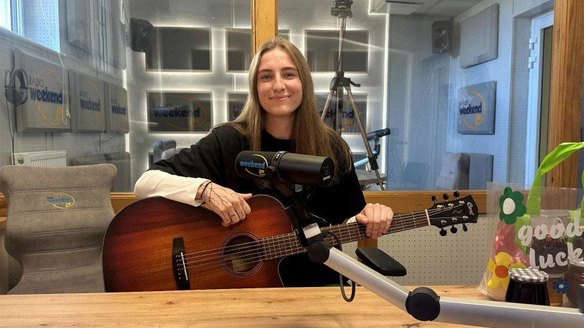 Luiza Gawrońska, czyli LUI po raz kolejny odwiedziła WEEKEND FM. Dziś promowała nową piosenkę Pegaz rozmowa i wideo