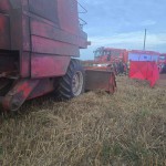   | Śmiertelny wypadek podczas żniw w gminie Brusy. Mężczyzna zginął pod kołami kombajnu (FOTO)
