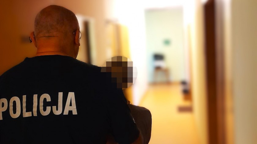 Kościerscy policjanci zatrzymali 17-latkę, która posiadała amfetaminę i marihuanę