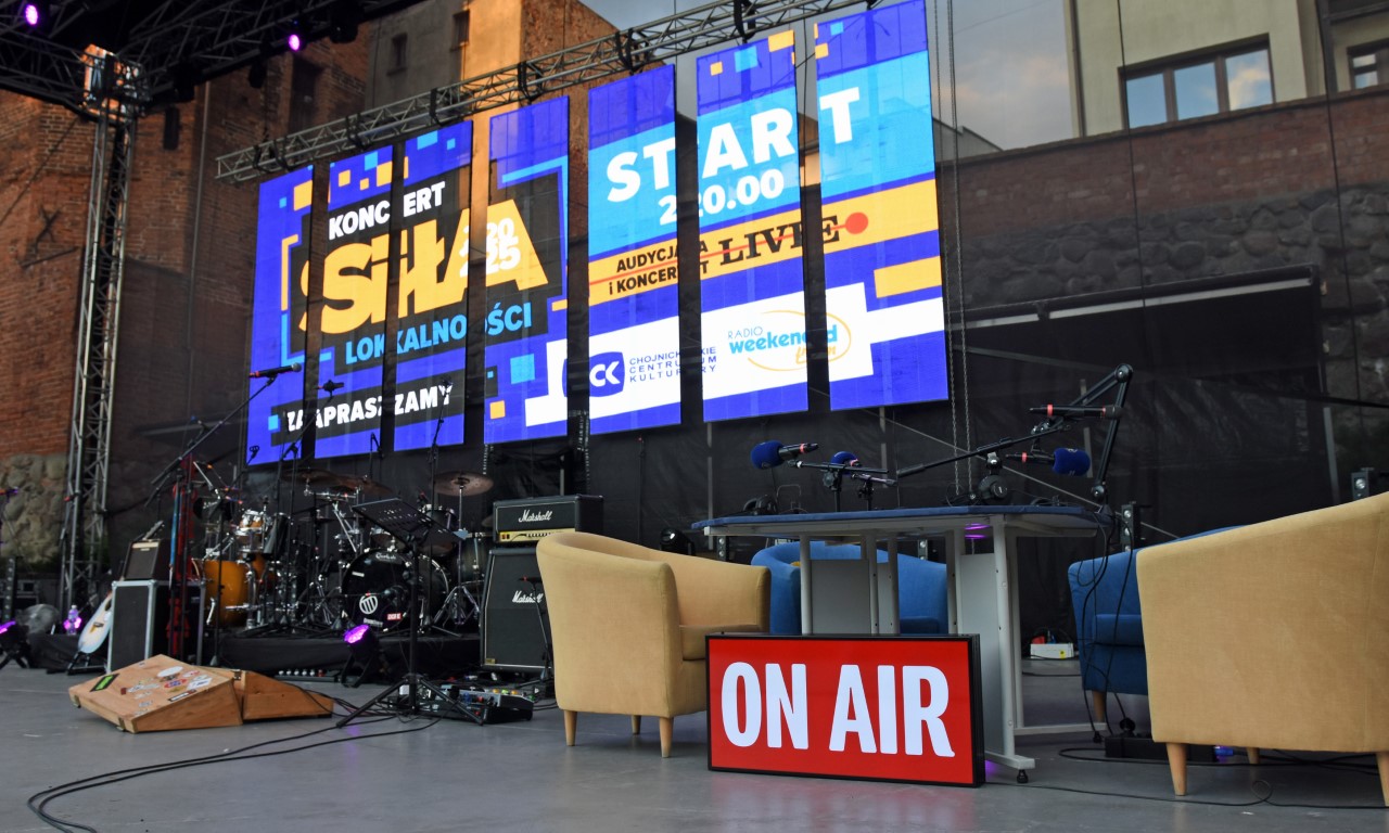 'Siła lokalności 2025'. W chojnickiej fosie miejskiej rozpoczyna się koncert i wyjątkowa audycja na żywo!