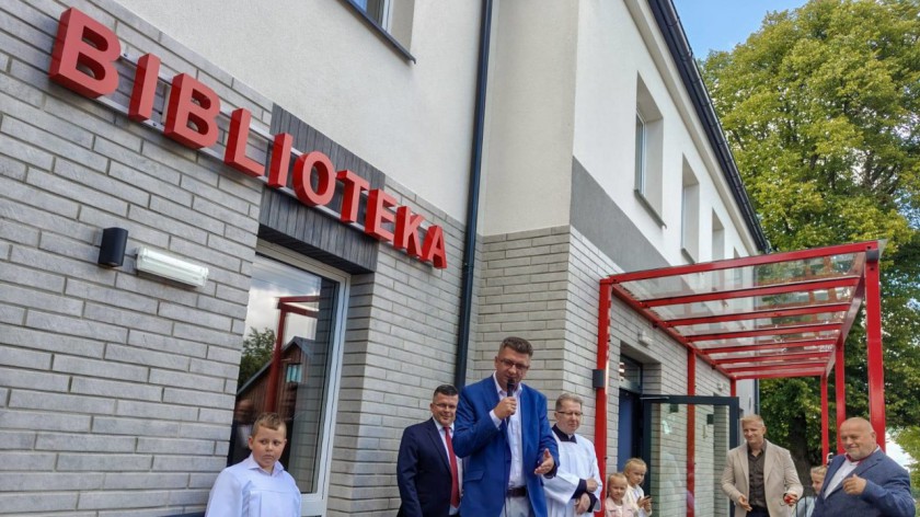 W Brzeźnie Szlacheckim w gminie Lipnica otwarto odnowioną bibliotekę oraz salę spotkań wiejskich FOTO