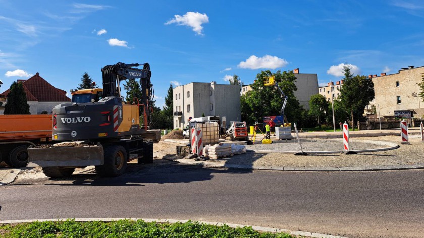Asfaltowanie ronda na ulicy Gdańskiej w Chojnicach przesunie się o tydzień. Z powodów technicznych
