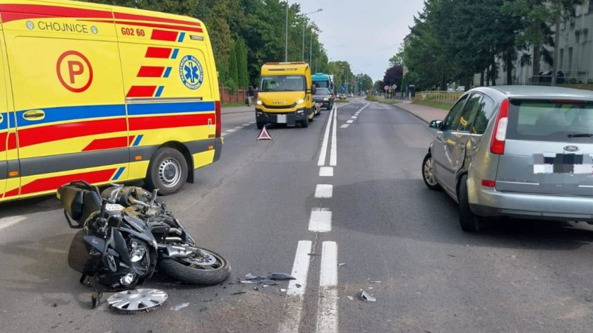 Kierowca osobówki nie ustąpił pierwszeństwa przejazdu. Ustalenia policji po wypadku w Chojnicach AKTUALIZACJA
