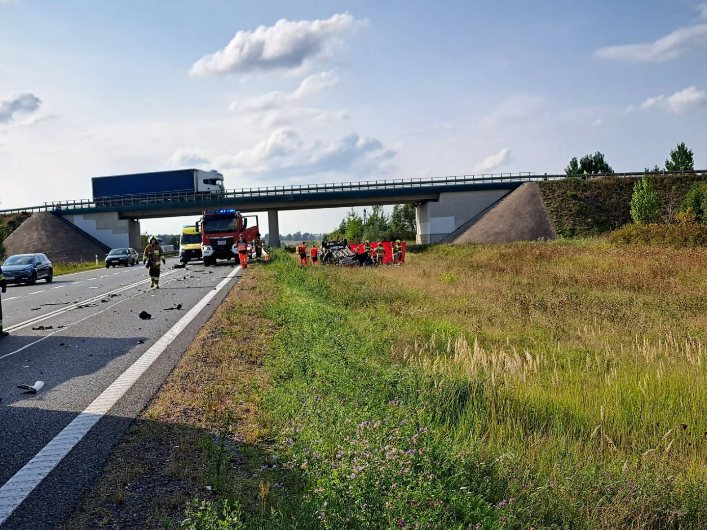 Tragiczny wypadek na obwodnicy Chojnic. Nie żyje 75-latek, trzy osoby są ranne