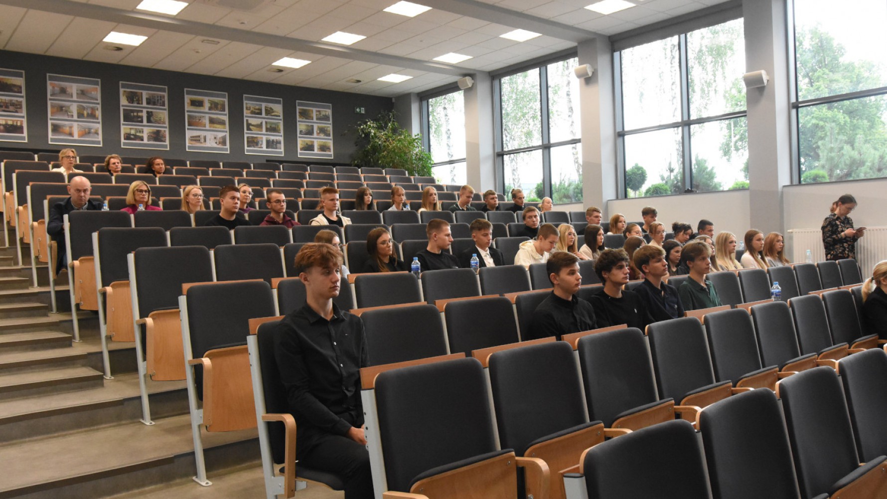 Młodzieżowi radni z regionu spotkali się w Chojnicach. Tematem dyskusji był nowy przedmiot &ndash; edukacja obywatelska