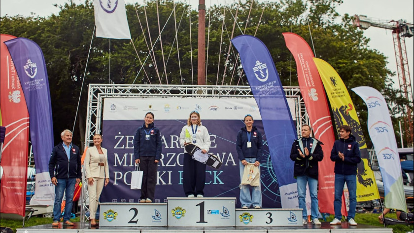 Osiem medali Chojnickiego Klubu Żeglarskiego w Mistrzostwach Polski Klas Olimpijskich FOTO