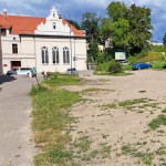   | Ile miejsc będzie na parkingu przy "starym szpitalu" w Chojnicach? O tym ma zadecydować projektant