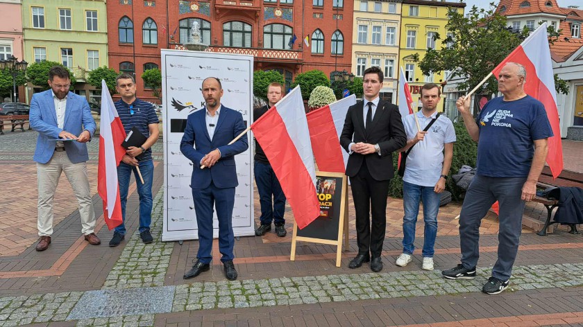 Pikiety lokalnych kół Konfederacji w regionie. Tematem byli imigranci oraz edukacja zdrowotna