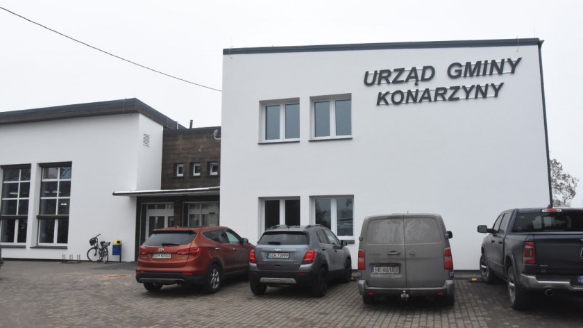 Mieszkańcy gminy Konarzyny zapłacą sporo więcej za śmieci. Podwyżka wyniesie 12 zł od osoby