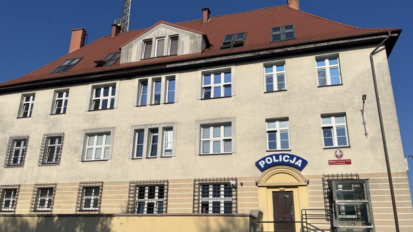 Kościerscy policjanci zatrzymali poszukiwanego mężczyznę. Mieszkaniec Radomia ma do odsiadki 2 lata więzienia