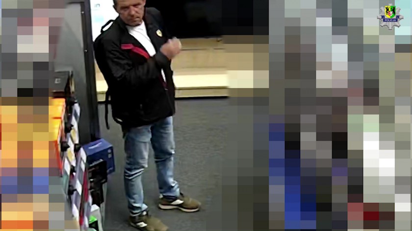 Funkcjonariusze KPP w Kościerzynie apelują o pomoc w ustaleniu sprawcy kradzieży w markecie w Kościerzynie