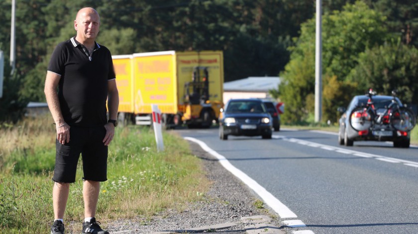 Jak poprawić bezpieczeństwo na DK 25 w okolicach Stołczna? Mieszkańcy apelują o działania REPORTAŻ