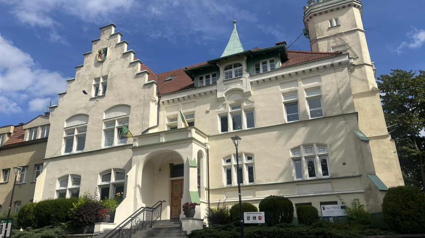 Zakupią potrzebny sprzęt i przeprowadzą instruktaż w szkołach. Plany powiatu kościerskiego w zakresie obrony cywilnej i ochrony ludności