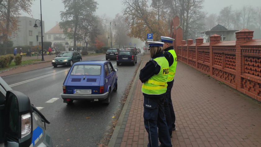 Tuchola gotowa na świąteczny ruch przy cmentarzu parafialnym. Tymczasowe zmiany obowiązują już od dziś 30.10