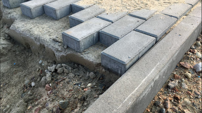 Wraca współpraca tucholskich samorządów przy budowie chodników. W mieście na odcinku do Miejskiego Rowu