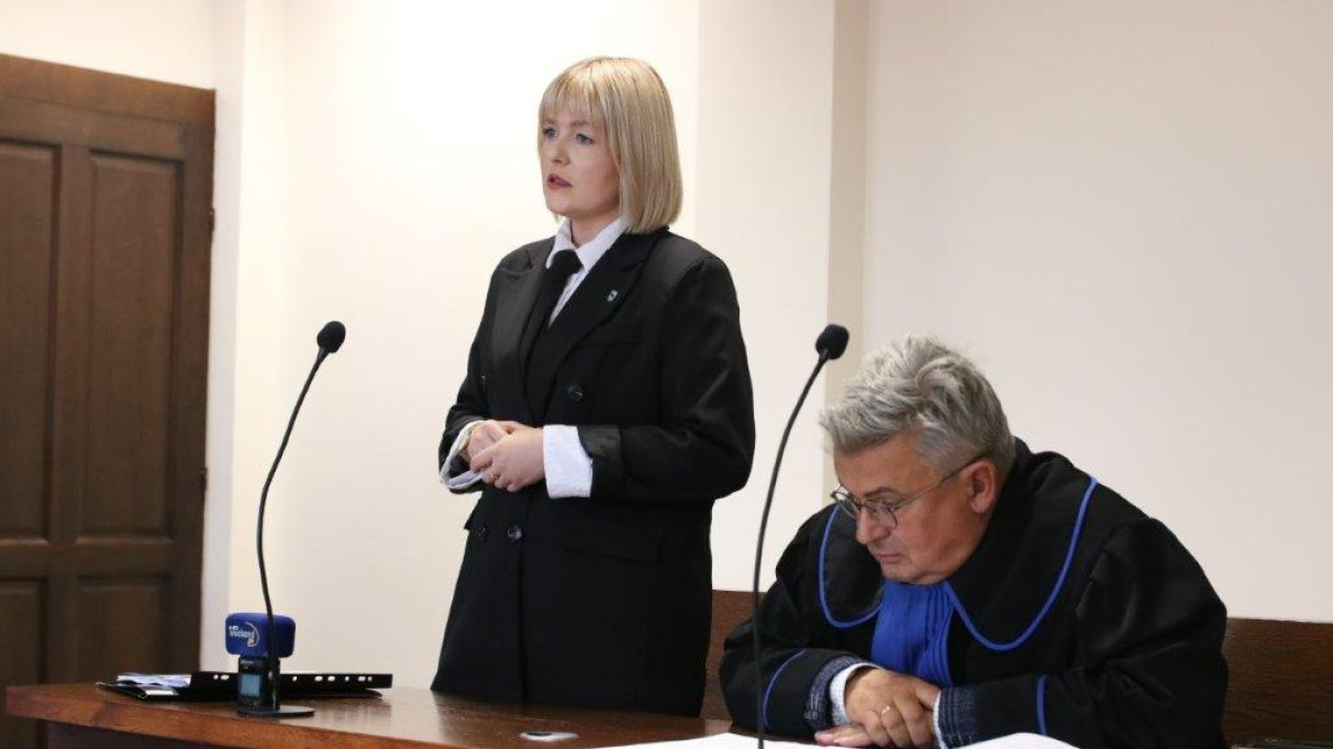 Wkr&oacute;tce zapadnie wyrok w procesie, jaki była skarbnik wytoczyła gminie Debrzno. "Tylko moja osoba otrzymała takie wypowiedzenie płacy"