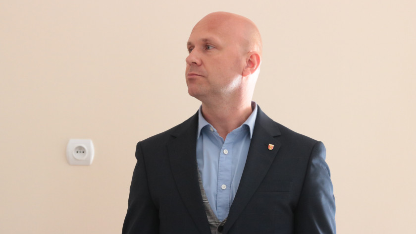 Radny Marek Baranowski mówi o &quotnaciskach", po tym, jak został zwolniony z człuchowskiego sanepidu