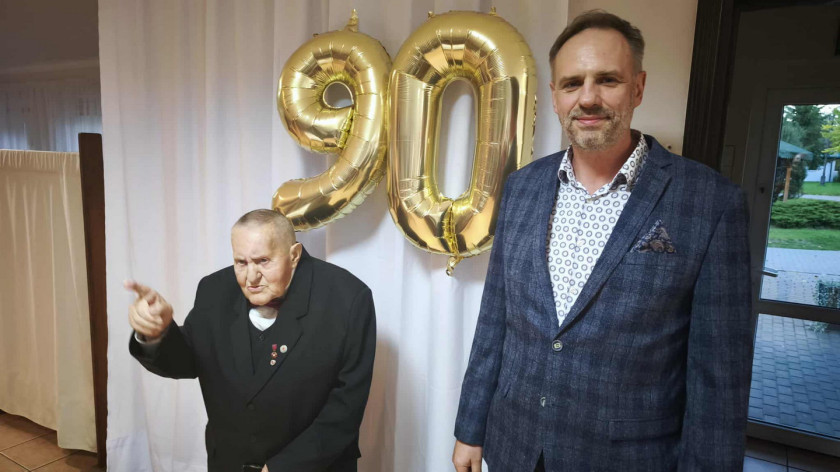 Roman Buława, legendarny trener tenisa stołowego z Sępólna Krajeńskiego, świętował swoje 90. urodziny FOTO
