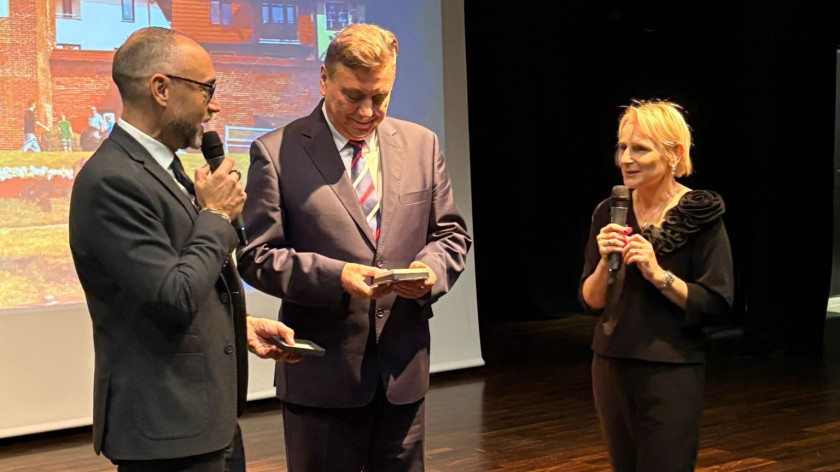 Trzy dekady polsko-francuskiej współpracy. Człuchów i Conches świętowały 30-lecie swojego partnerstwa