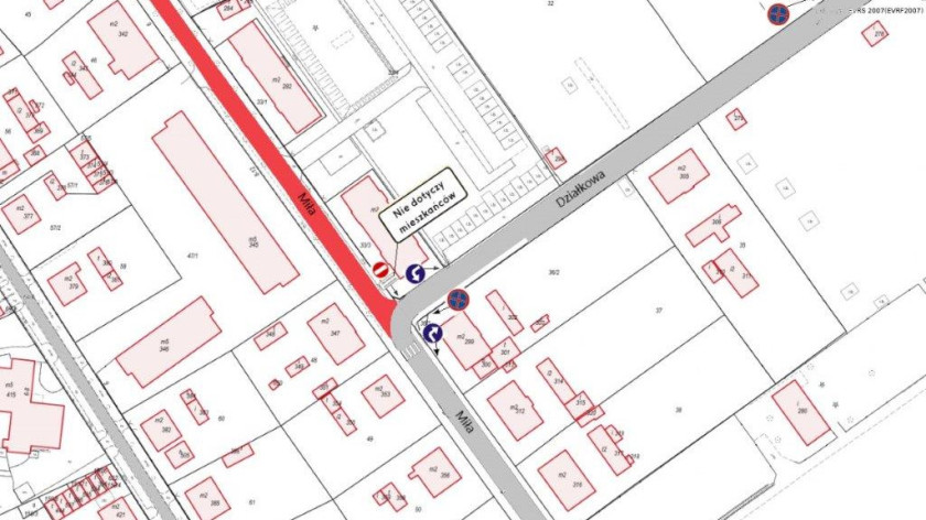 W związku z dniem Wszystkich Świętych, od dziś 31.10. nastąpi zmiana organizacji ruchu w Bytowie